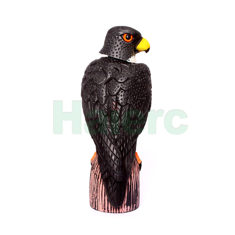 Haierc Animal Decoration Head Moveable Plastic Scare Eagle Bird Control HC1611