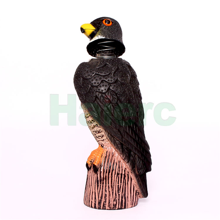 Haierc Animal Decoration Head Moveable Plastic Scare Eagle Bird Control HC1611